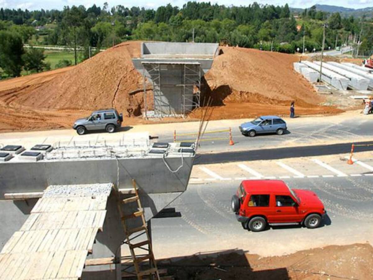 Avanza construcción de Autopistas de Cuarta Generación en Antioquia