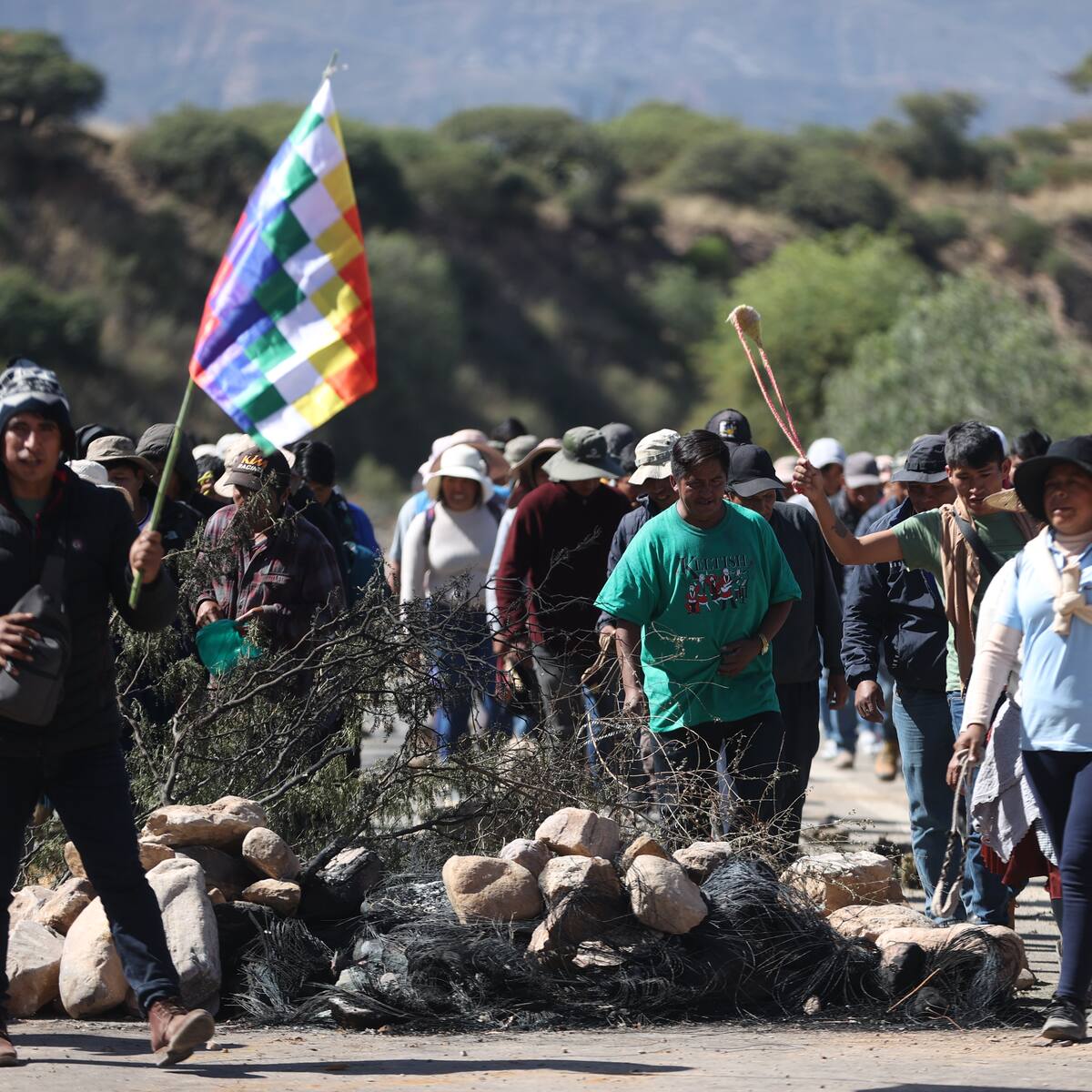 Bolivia elegirá presidente en medio de malestar por falta de combustible y dólares