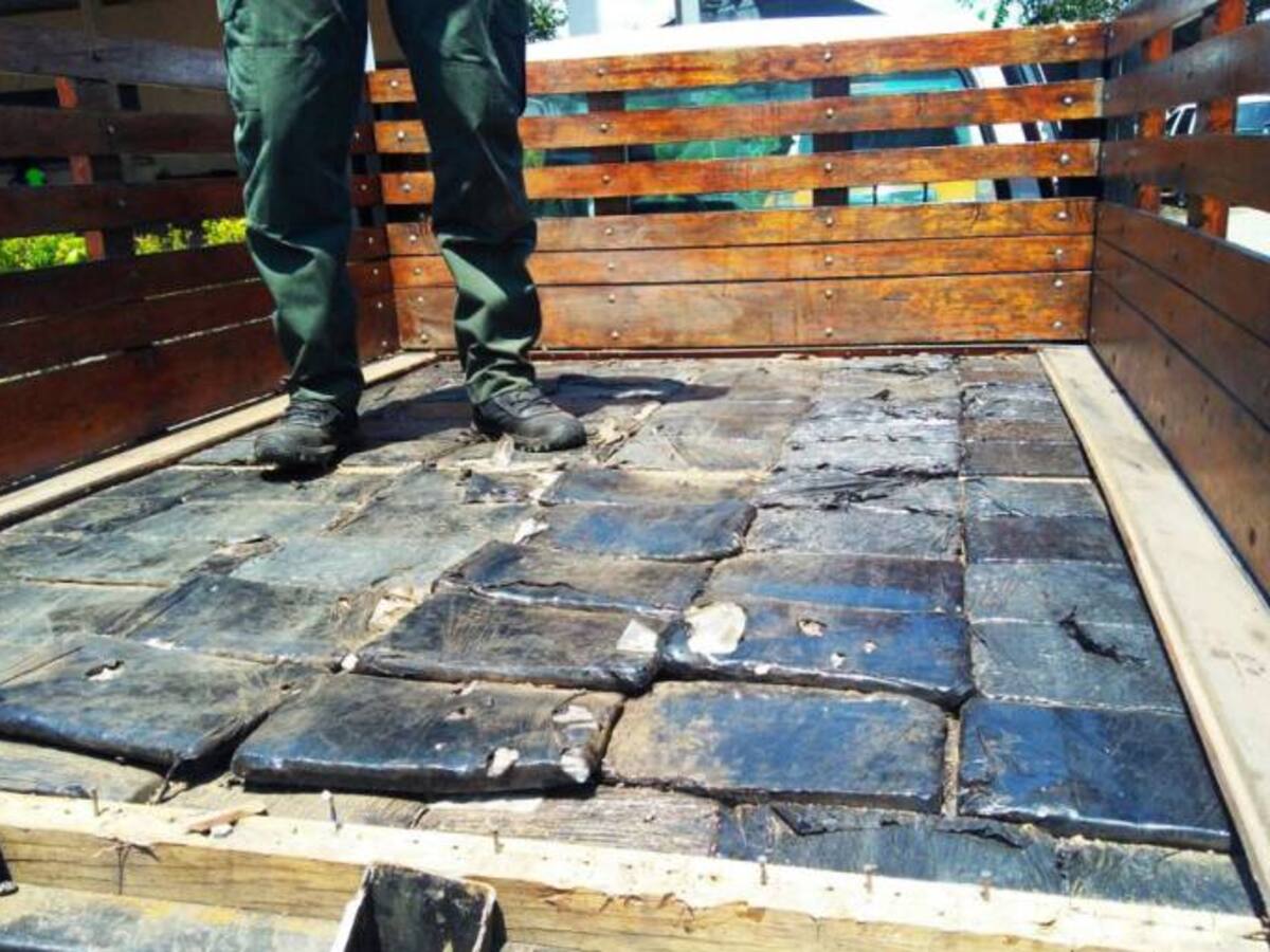 Hallan 100 kilos de marihuana en una camioneta cerca de Arjona Bolívar