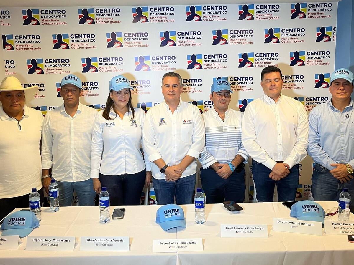 El Centro Democrático hará caravana en solidaridad con el expresidente, Álvaro Uribe, en Ibagué
