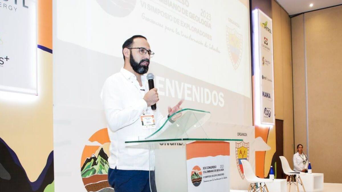 Andrés Camacho, ministro de Minas y Energía desde Santa Marta
