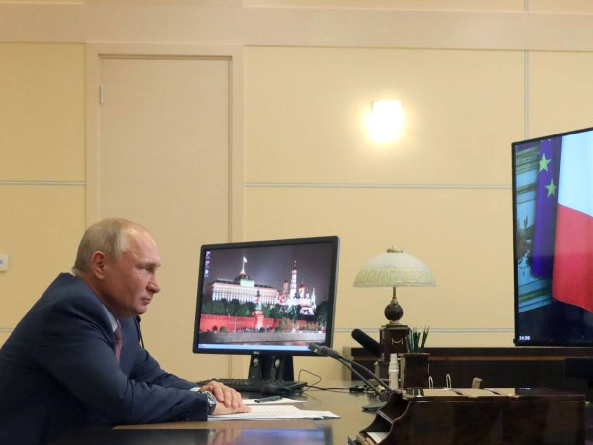 Macron y Putin, de acuerdo para intentar alto al fuego en este de Ucrania