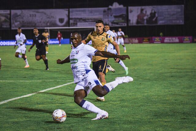 Once Caldas Vs. Águilas Doradas / COLPRENSA