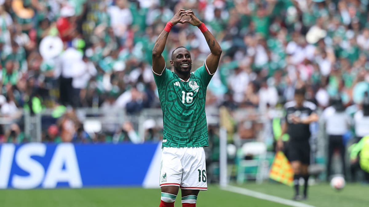 Julián Quiñones, primer colombiano que marca en un Mundial con una selección diferente: véalo su gol