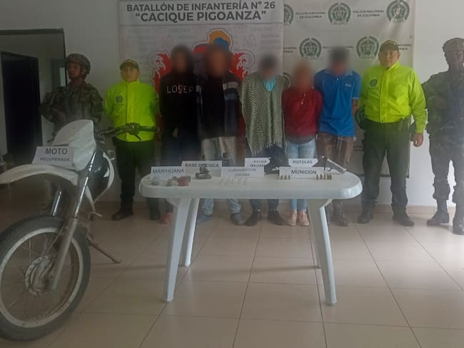 Se logró la captura de 5 personas y la incautación de más de 30 dosis de clorhidrato de cocaína.