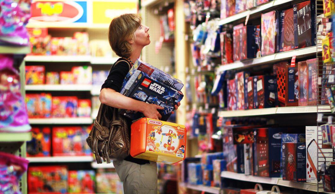 Iniciativa amigable con medio ambiente evitaría que padres compren juguetes