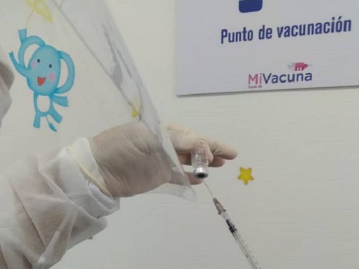 Hoy habrá jornada nocturna de vacunación contra COVID-19 en Armenia