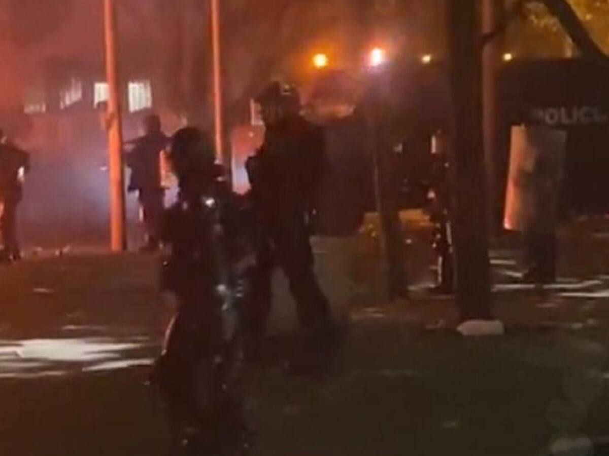 Medellín completó 15 horas de confrontaciones y marchas