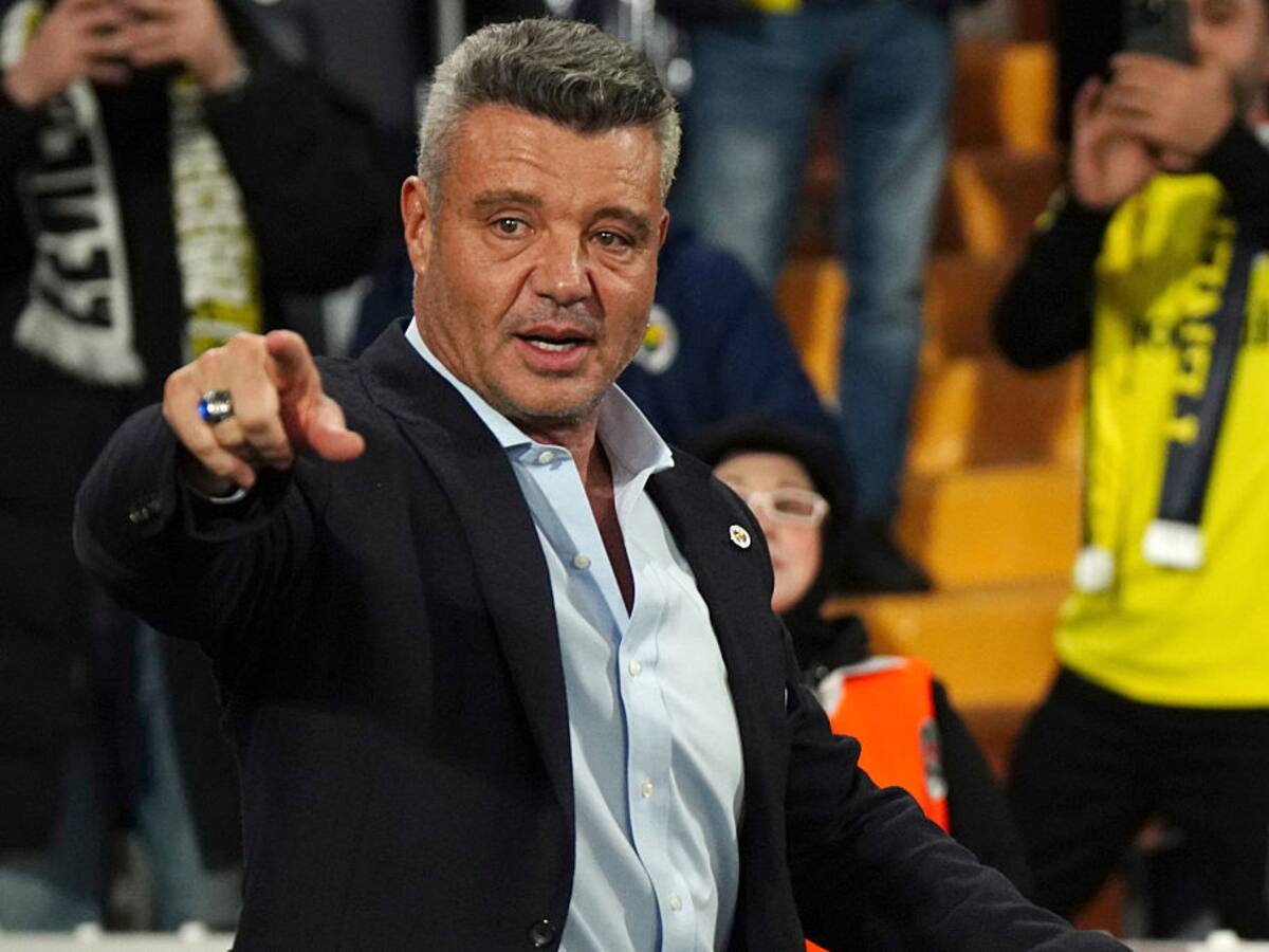 Problemas en el Fenerbahce de Jhon Durán: fue detenido el presidente, Sadettin Saran