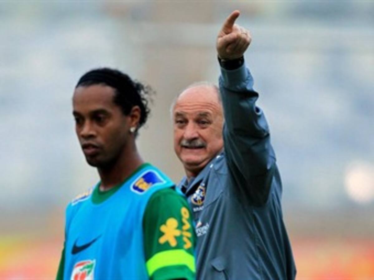 Ronaldinho será capitán de Brasil