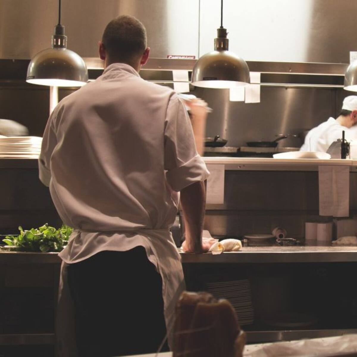 Comienzan piloto de reapertura de restaurantes con servicio a mesa en Tunja