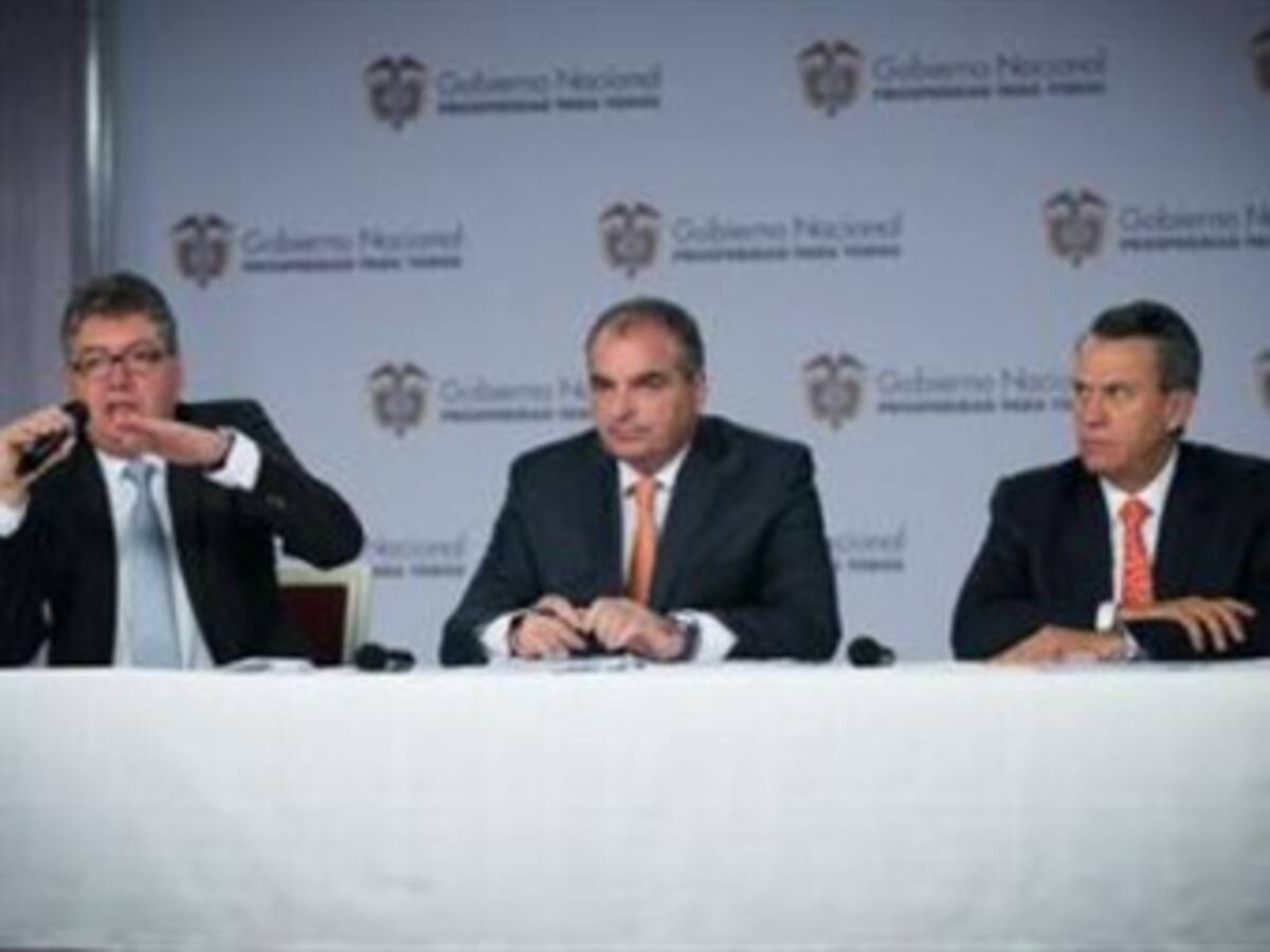 Gobierno explica a los campesinos por qué decirle no al paro agrario