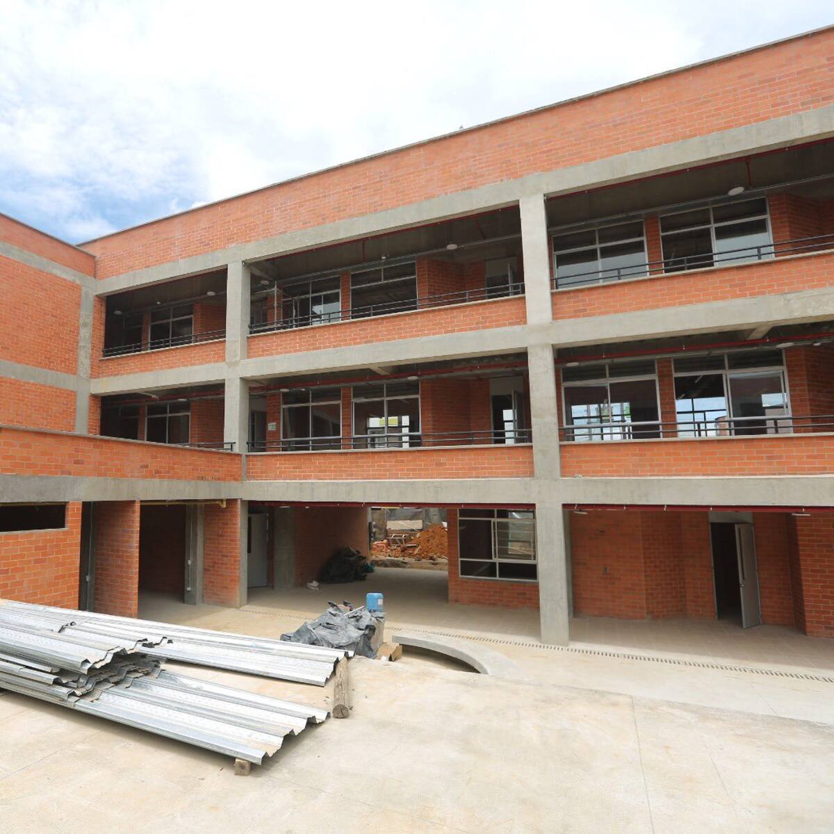 Obras de la Camacho Carreño avanzan en un 85%