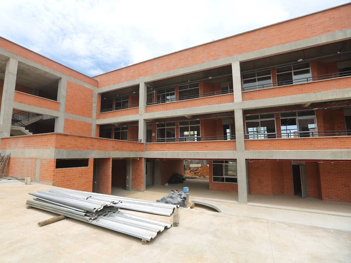 Mañana entregan el colegio Camacho Carreño