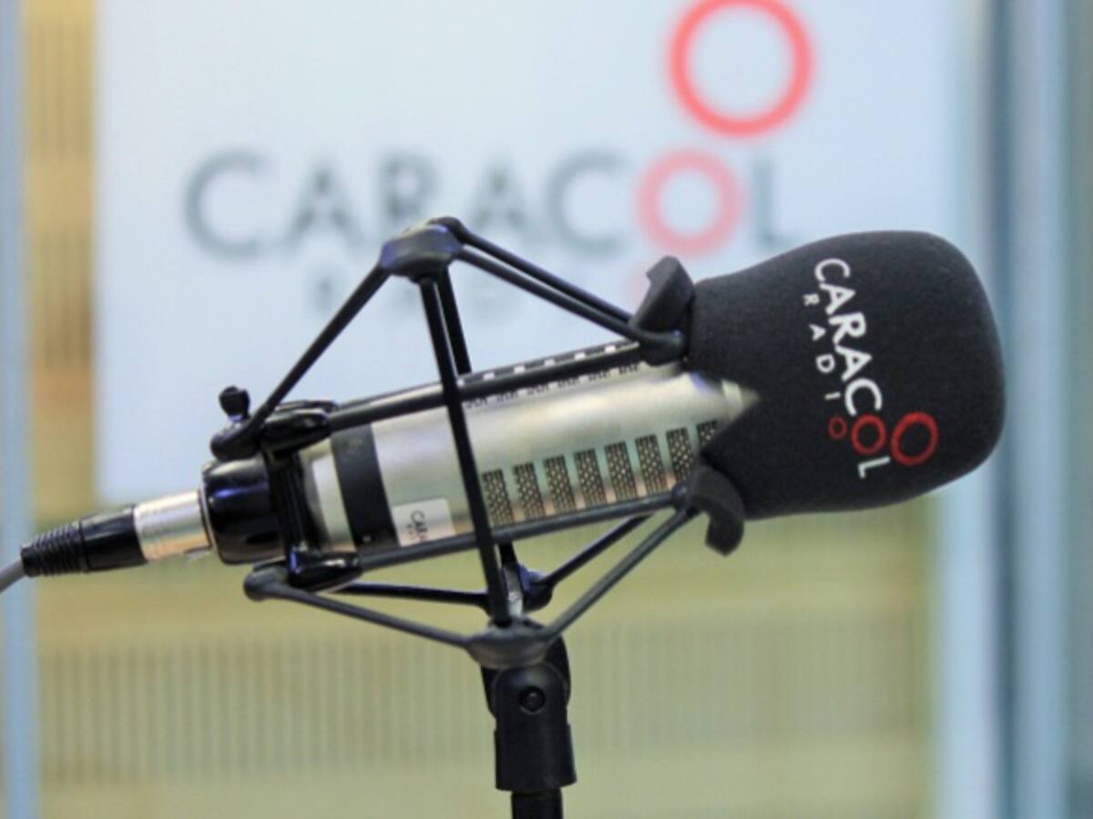 Me desempeño como docente de la cátedra de la paz en una universidad, ¿qué material me recomiendan para socializar con los estudiantes?