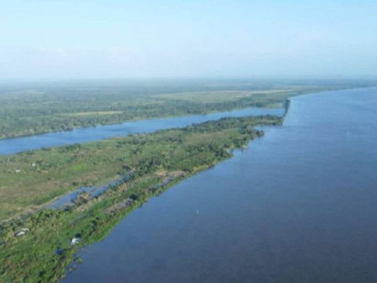 Protesta mantiene suspendido el transporte de carga