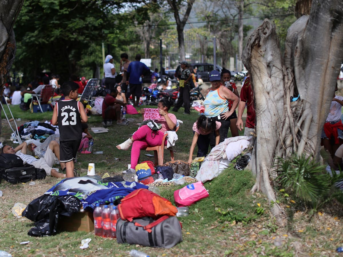 Más de 14.000 personas permanecen en 87 campamentos tras el doble terremoto en Venezuela
