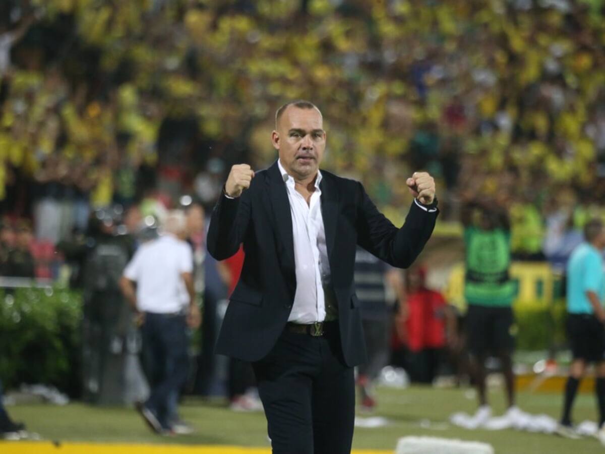 Bucaramanga le responde a Dimayor: certero comunicado por sanciones a Dudamel y Sambueza