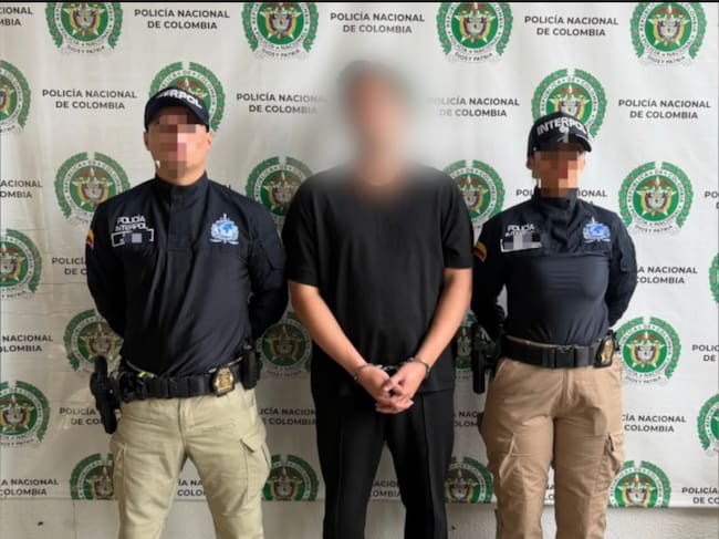 Mexicano capturado por notificación roja de la INTERPOL en Antioquia. Foto: DIJIN.