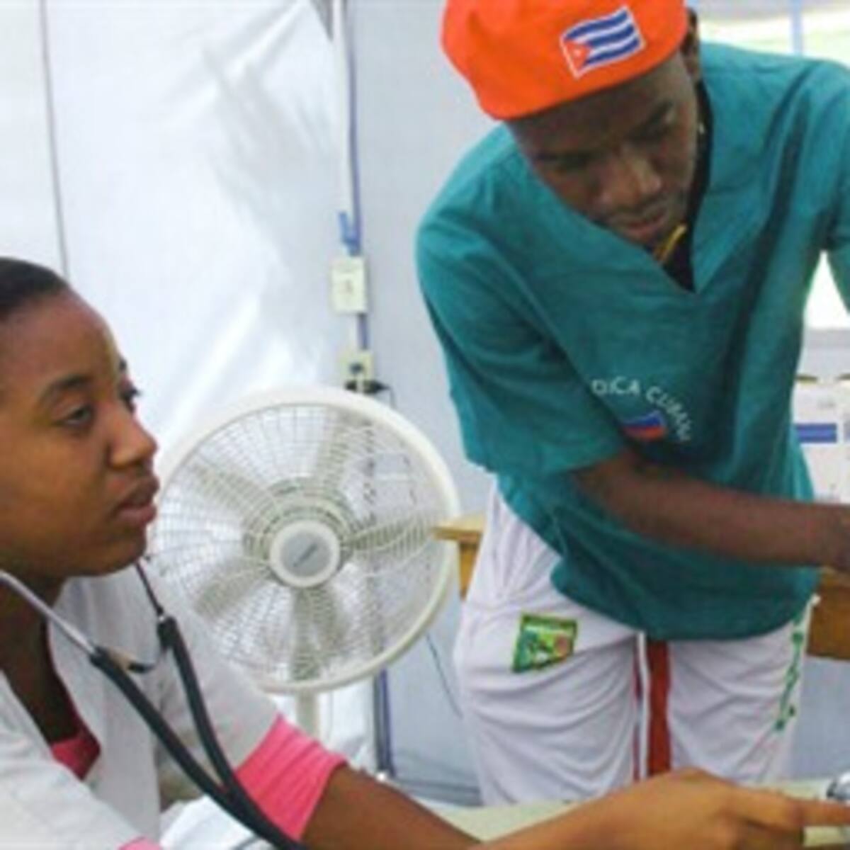 ¿De dónde saca Cuba tantos médicos?