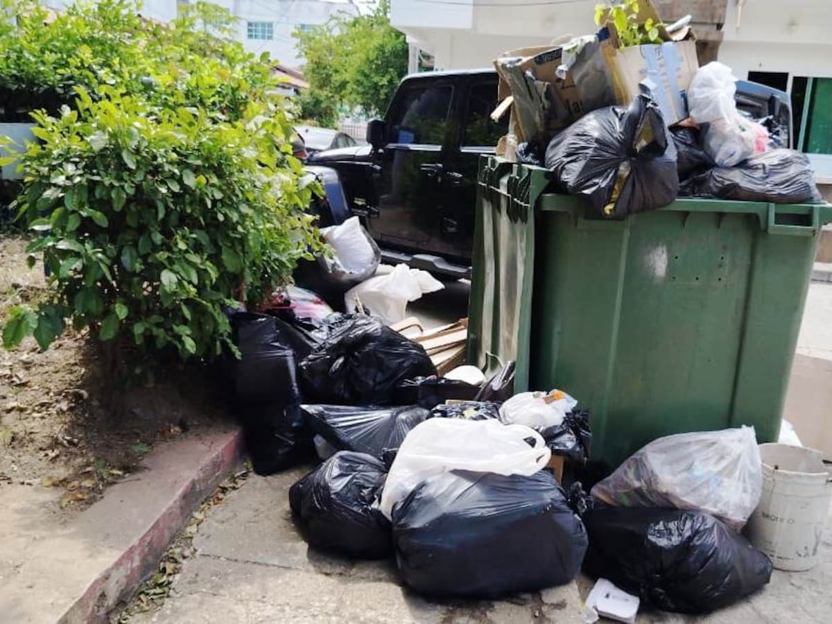 Crisis sanitaria amenaza a residentes de la Urbanización La Española en Cartagena