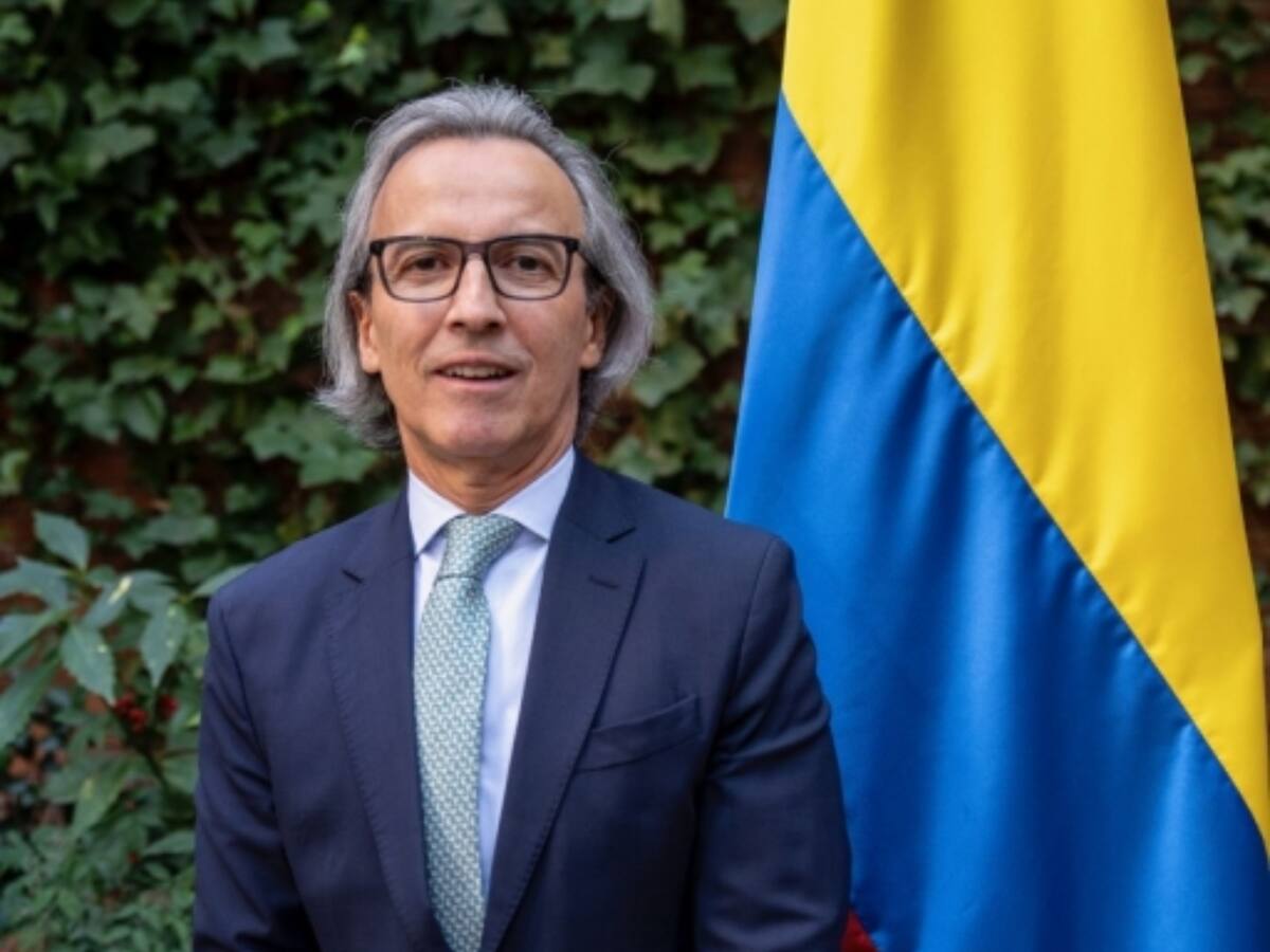 ¿Cuántos colombianos se verían beneficiados con el plan de regularización de inmigrantes en España?