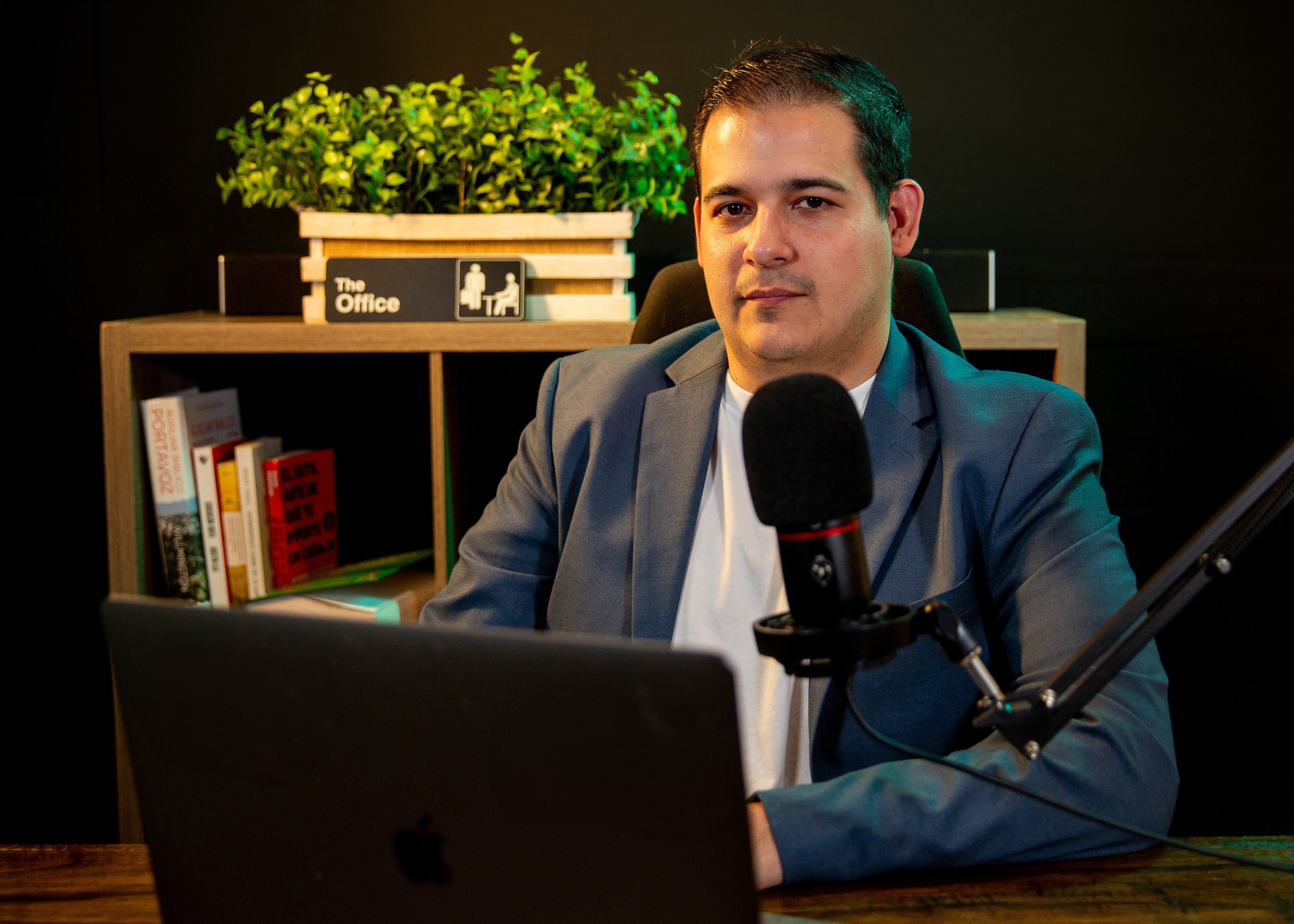 Ricardo Moros, un pilar del periodismo hispano en Estados Unidos