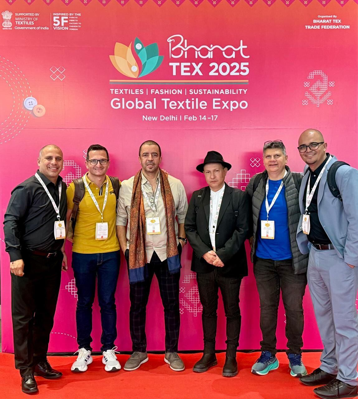 Empresarios de la confección del Tolima participando en Feria Internacional en Nueva Delhi, India