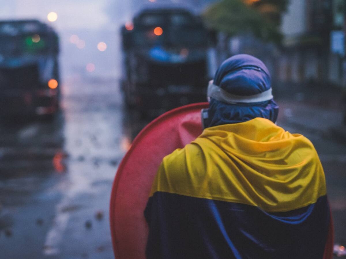 Flip denuncia y rechaza agresión de policía a periodista