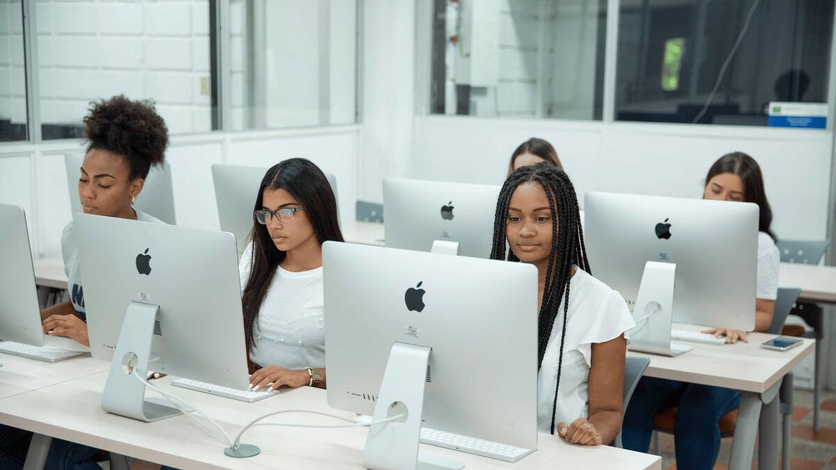 Becas de posgrado UTB Virtual: estos son los ganadores