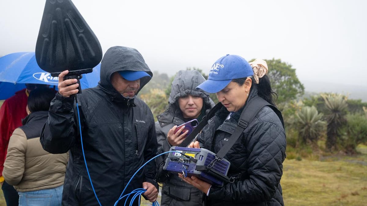 Gobierno abre piloto de internet satelital para conectar a las zonas más apartadas del país
