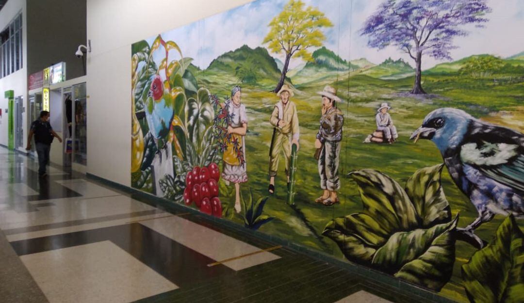 Mural en los pasillos del Aeropuerto Internacional el Edén 
