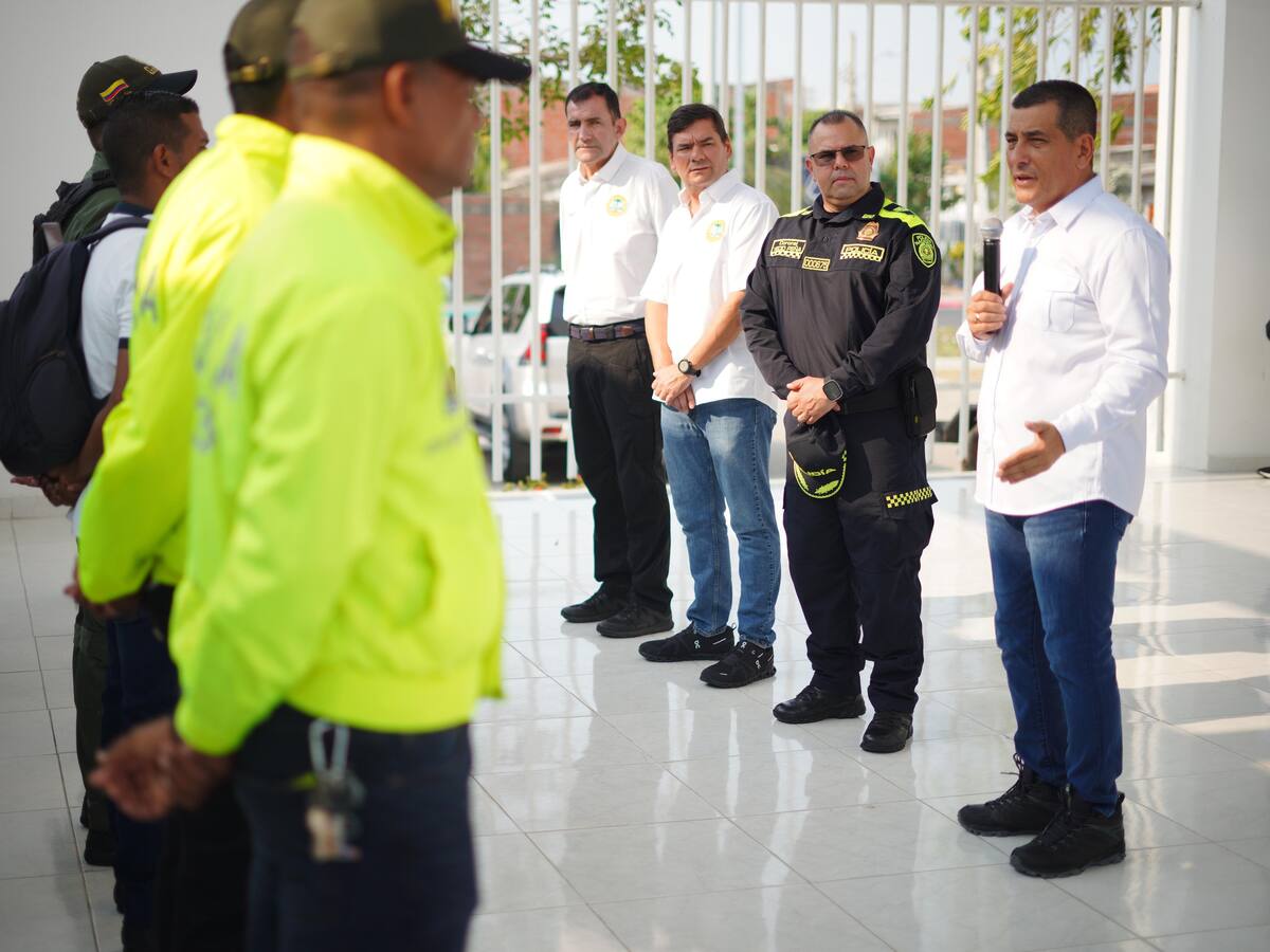 Alcalde de Cartagena reconoció labor y compromiso de la Policía Nacional