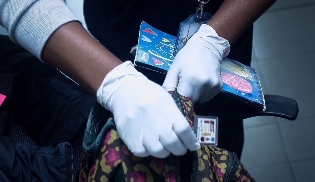 Edgar Altamar y su madre fueron retenidos por Migración México en instalaciones no adecuadas y sin protocolos de bioseguridad