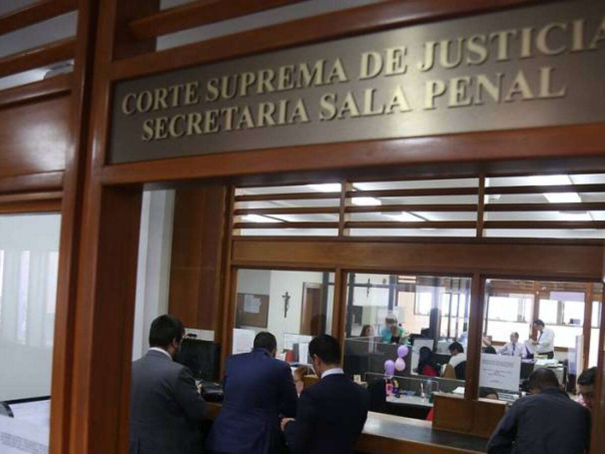 La Corte no entrega las pruebas en contra del ex presidente Uribe: defensa