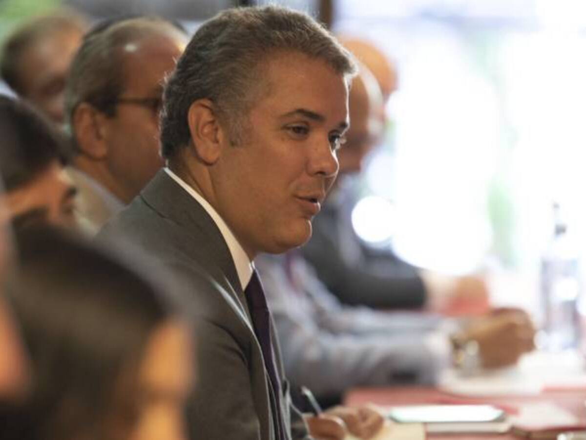 Cadena perpetua para violadores de niños será una de las banderas de Duque