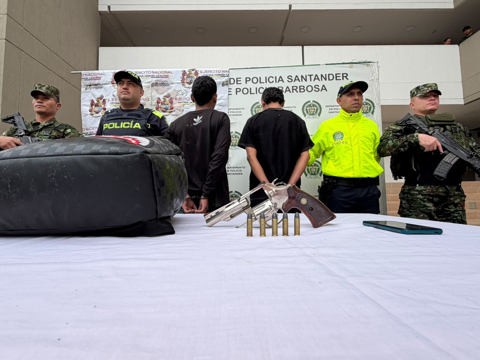 Sicarios que perpetraron crimen en Barbosa, Santander
