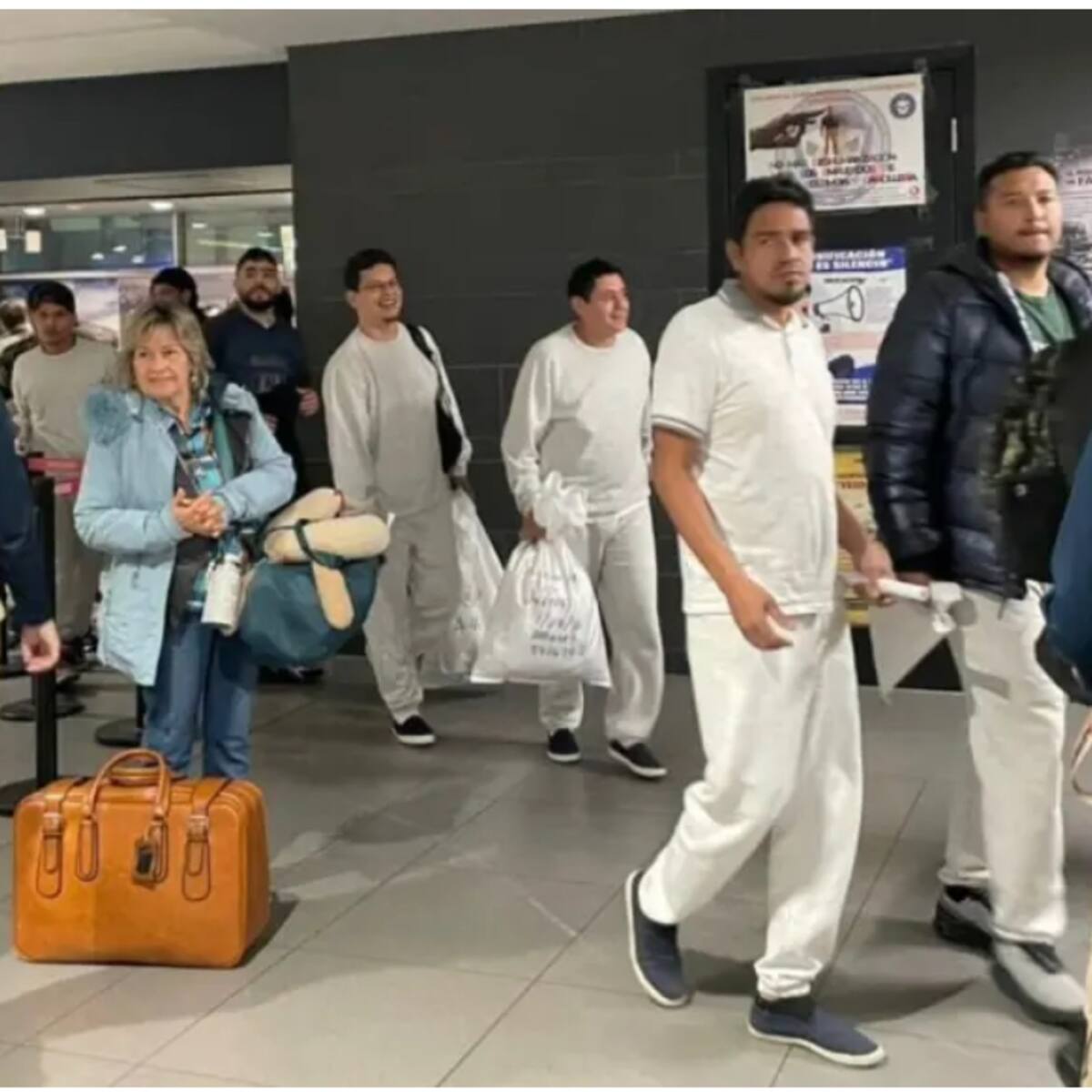 Colombia reanuda vuelos de repatriación de Estados Unidos ad portas de reunión entre Petro y Trump
