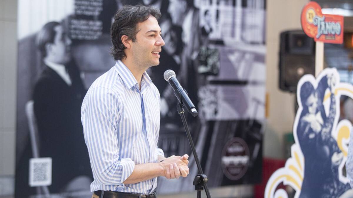Juez de Medellín negó tutela del alcalde Quintero contra Uribe