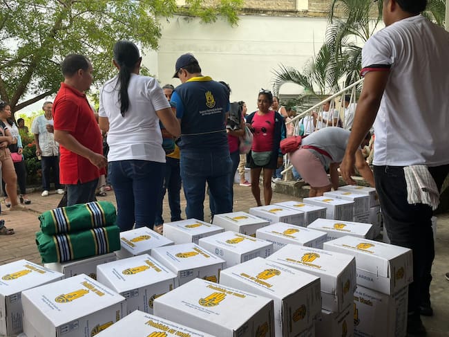 Entrega de ayudas humanitarias por parte de la UNGRD a los afectados por lluvias en el departamento de Córdoba.