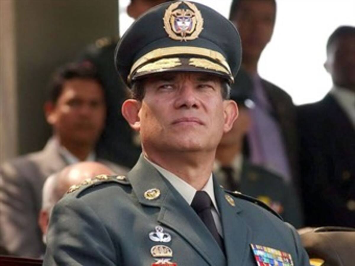 El comandante de las Fuerzas Militares pide al “Mono Jojoy” que se desmovilice