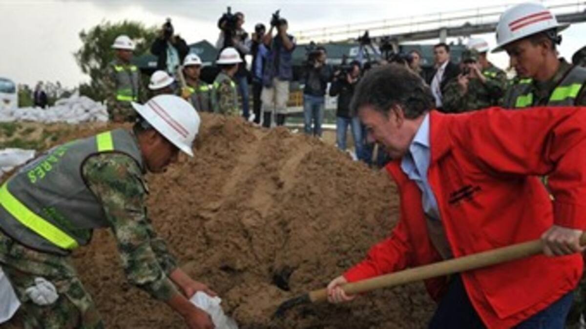 Santos dice que los suelos de la Sabana son como una esponja ‘a la que no le cabe una gota más’