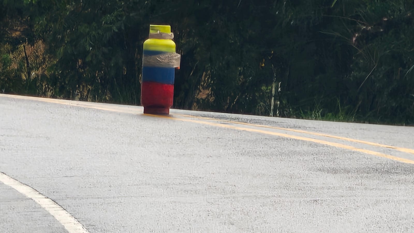 Habilitan la vía Cali – Buenaventura tras detonación controlada de cilindro en Dagua