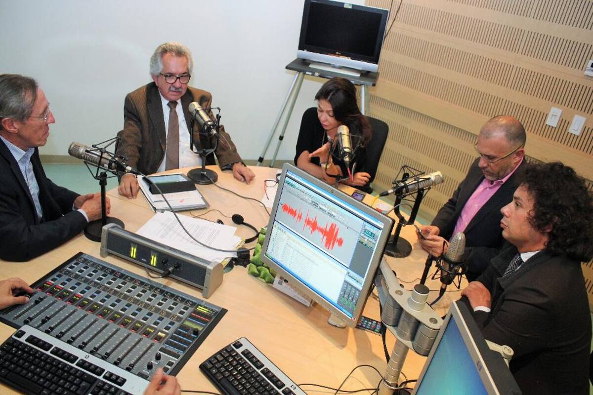 Panelistas Hora 20.