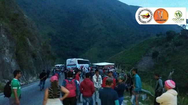 Campesinos del Catatumbo generan bloqueos en la vía Cúcuta–Ocaña. Foto: Ascamcat