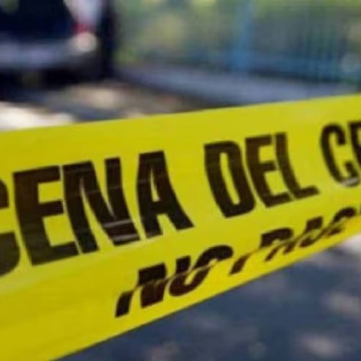 Hombres atacaron con armas de fuego a una familia y asesinaron al padre y un niño