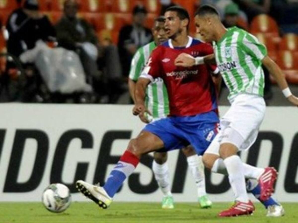 "Santa Fe tiene muchas falencias atrás": Luis Páez