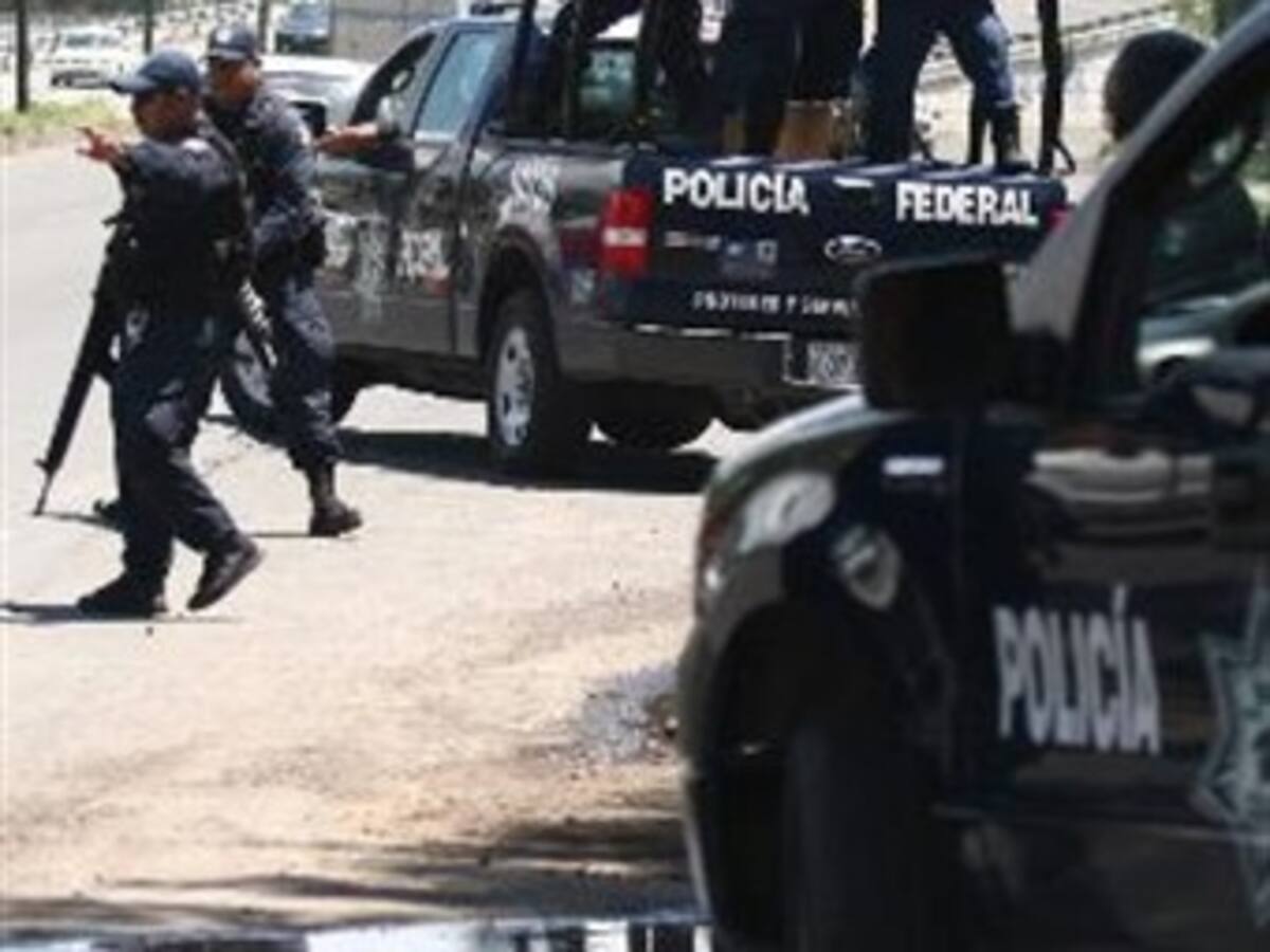 EE.UU. reafirma alerta para viajar a México por la guerra de los carteles