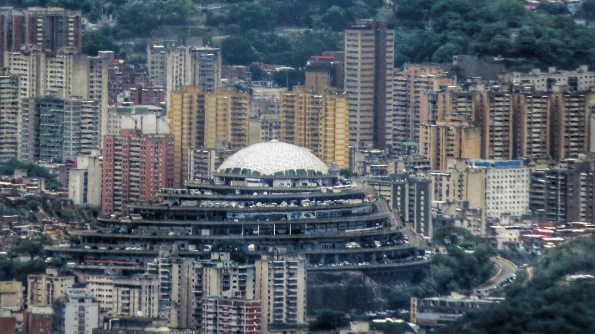 Delcy Rodríguez: cárcel Helicoide desaparecerá y será convertido en un espacio deportivo y cultural