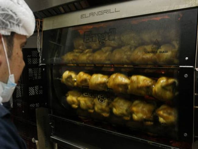Avicultores en máxima alerta ante importación de pollo con cero aranceles